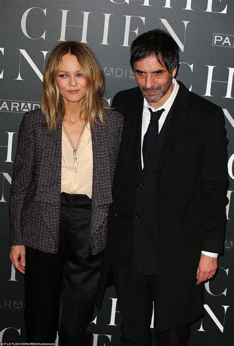 vanessa paradis mariage johnny depp|French Superstar Vanessa Paradis Marries Director Samuel。